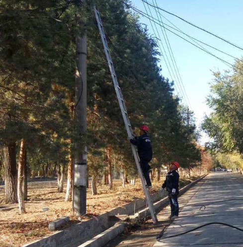 加速器免费高速通道是一种在数据传输过程中，为企业提供快速免费服务的机制，旨在帮助企业节省成本并提升数据处理效率。以下是对这一概念的详细分析和总结