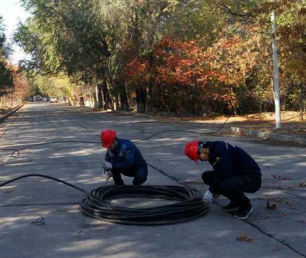 选择适合自己的全球VPN服务是一个综合考量多个因素的过程，以确保网络安全和隐私保护。以下是根据您的需求整理的建议